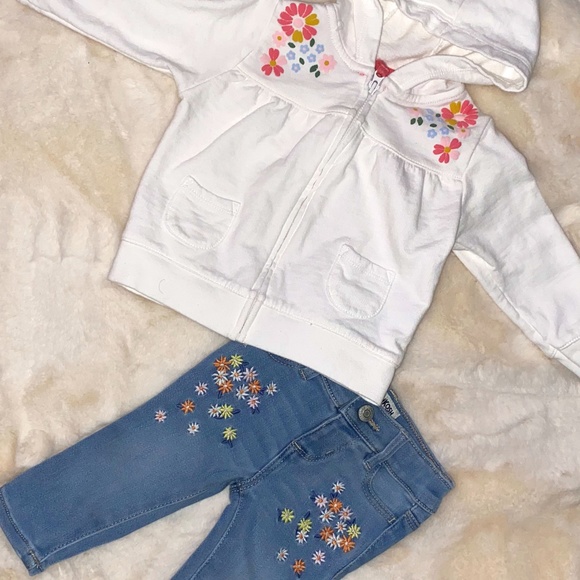 Carter's babygirl 9m jean & sweater set with flowers - Picture 1 of 8